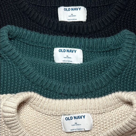 Old Navy Women's Crewneck Sweaters - Black, Green, Cream - Picture 2 of 2